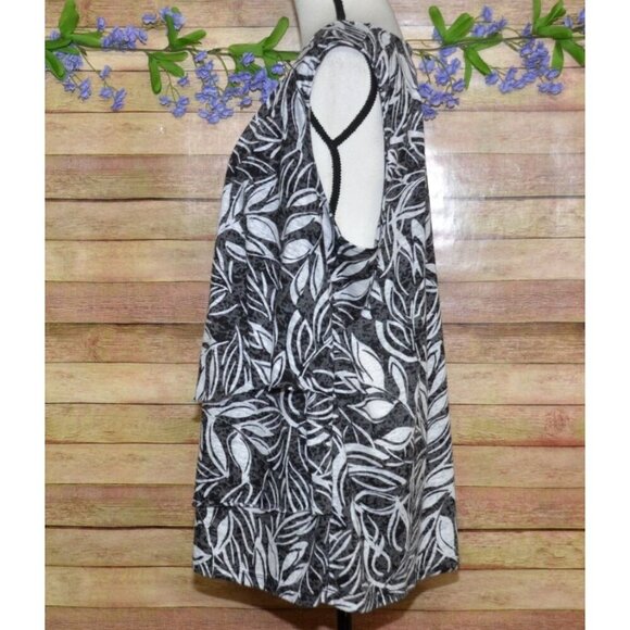 Catherines Womens Black Floral Sleeveless Blouse Top Plus Size 2X 22W 24W Tiered - Picture 6 of 10